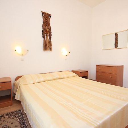 Apartments By The Sea Komiza, Vis - 8533 الغرفة الصورة